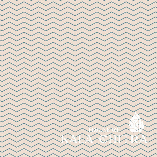 Zigzag Serenity: Navy Blue Chevron Wallpaper